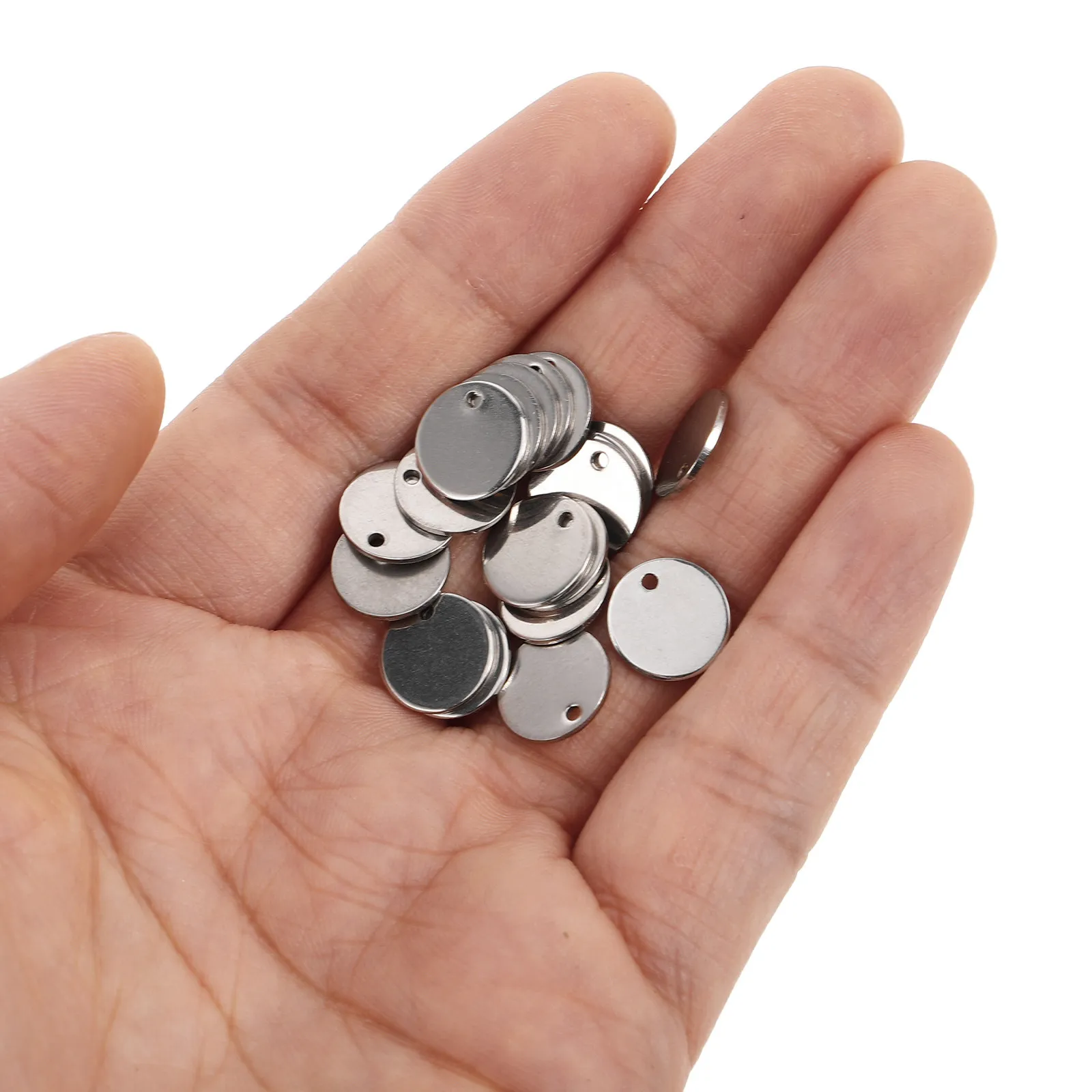 

100Pcs Round Stainless Steel Blank Tags for DIY Engraving Pet Id Dog Cat Tags Keychain Pendants Jewelry Craft Metal Stamping