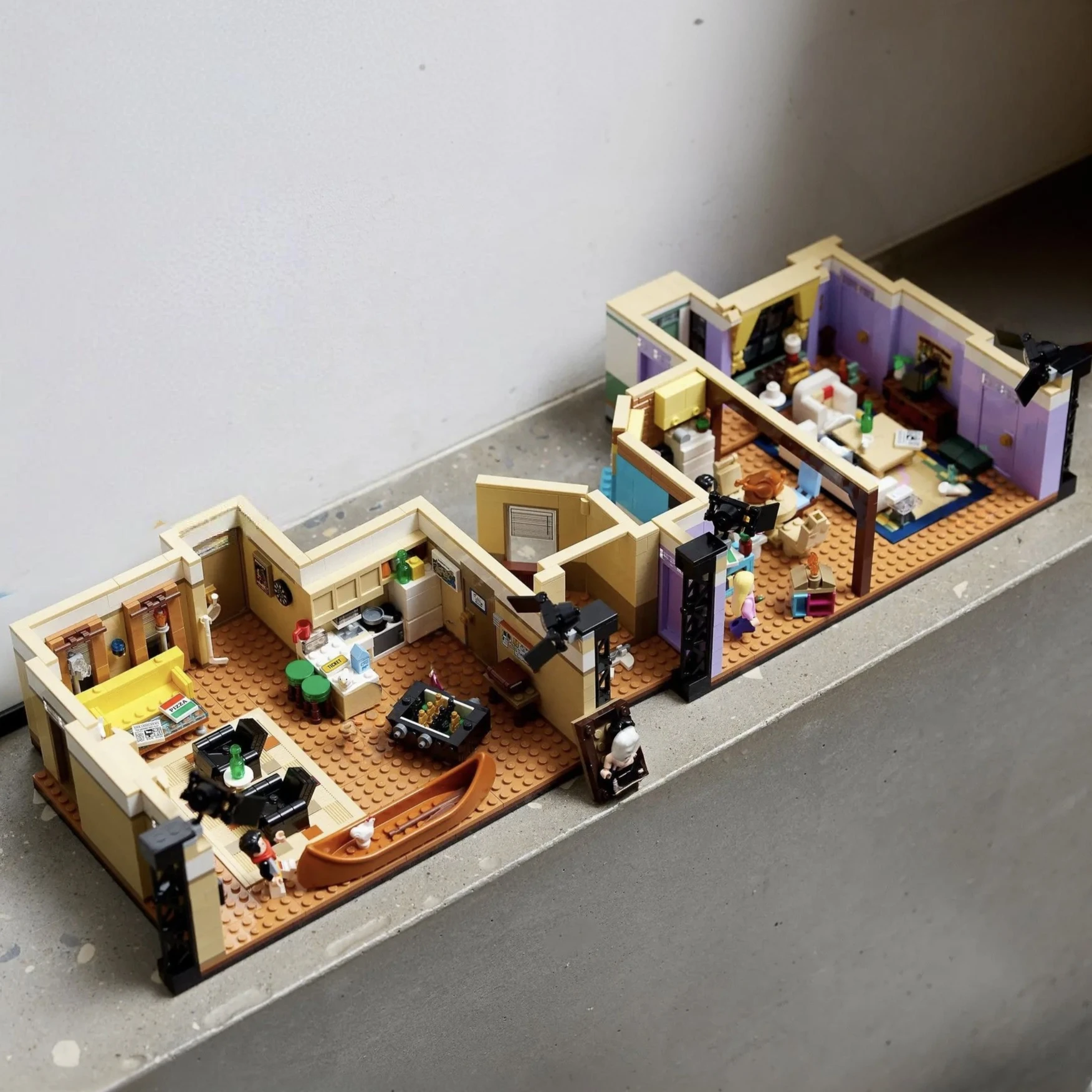 

2048 шт. Классический ТВ Ретро Нью-Йорк Квартира Драми Друзья Квартира Моника Квартира 10292 Кофейня Строительный блок Рождественский подарок