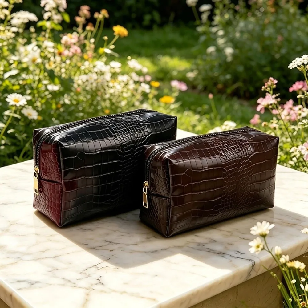 PU Leather Makeup Bag Crocodile Embossed Pattern Large Capacity Cosmetic Pouch Waterproof Zipper Closure Storage Pouch