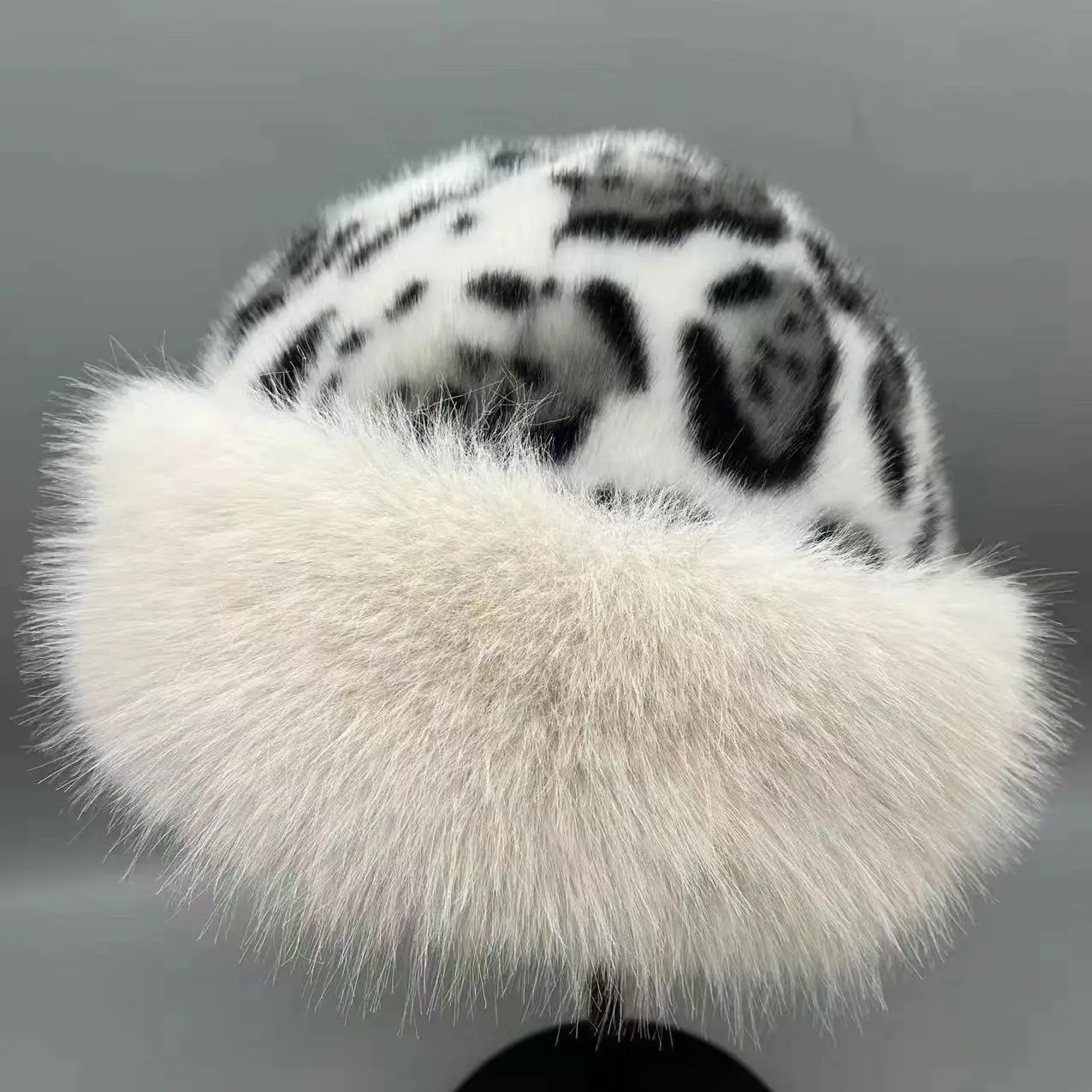 Women's Pullover Hats New Leopard Print Personalized Fashionable Cool Retro Beanies Thickened Plush Warm Plush Hats For Girl 3