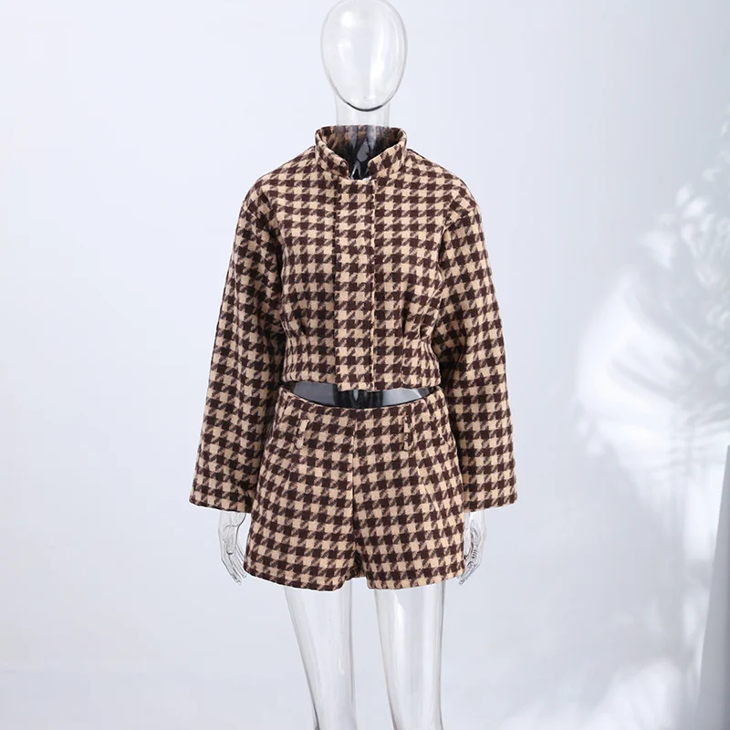 Vintage Braun Frauen Plaid Mantel Kurze Sets 2 Stück Langarm Revers Jacke Hohe Taille Slim Fit Kurze 2025 Dame Mode Outfits – Detail 3