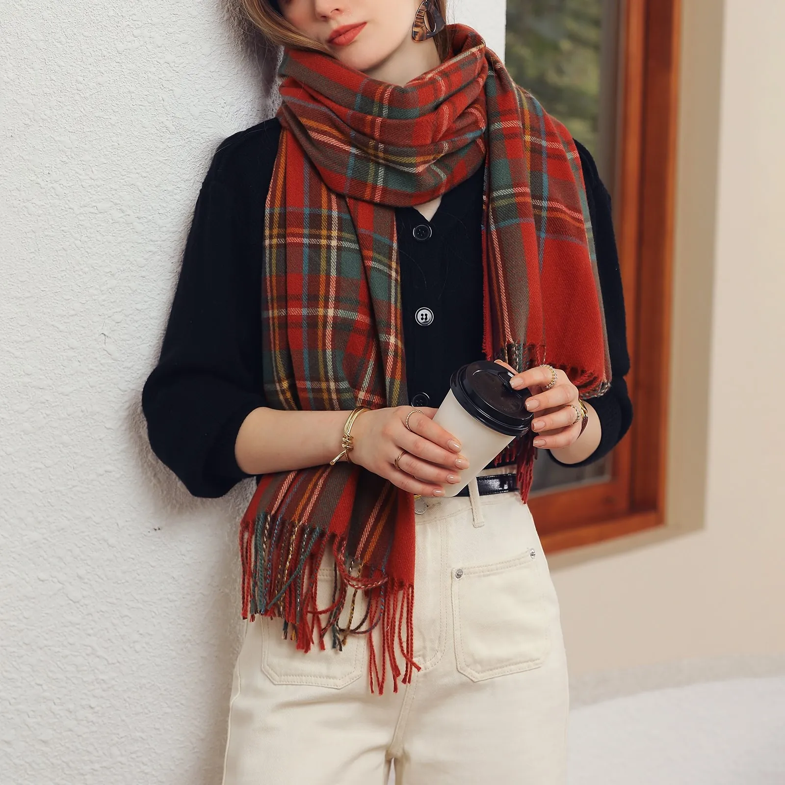 Women's Autumn And Winter Color Blocked Plaid Shawls Thickening Warm Tassel Fringe Scarfs Soft Comfortable Fashion Scarves