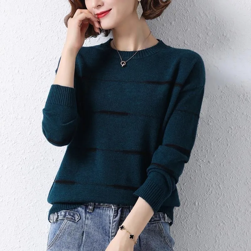 New Autumn/Winter Fashion Korean Edition Color Block Stripe Round Neck Sweater Loose and Versatile Western Women\'s Knitted Top