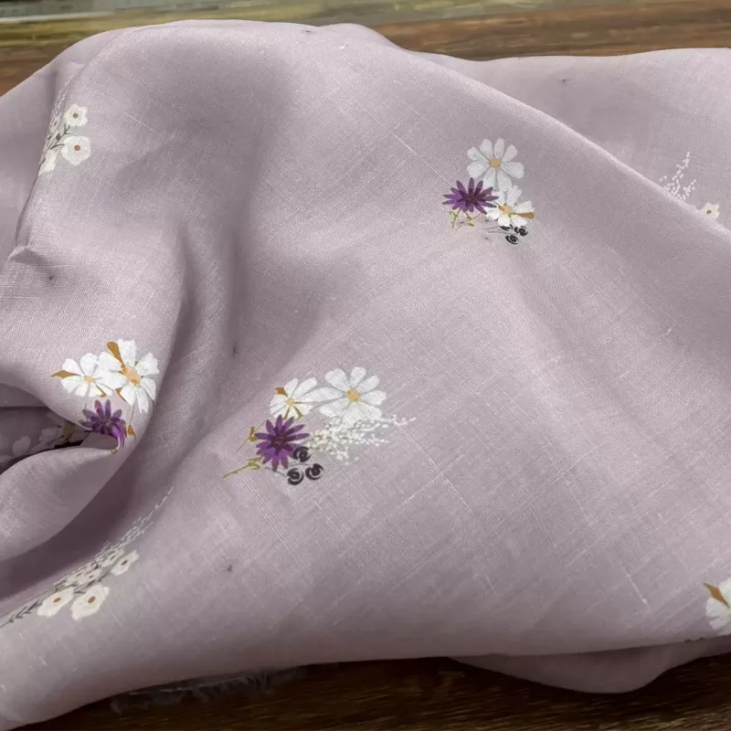 

Pure ramie printed fabric, a sewing fabric used by designers to make high-end clothing