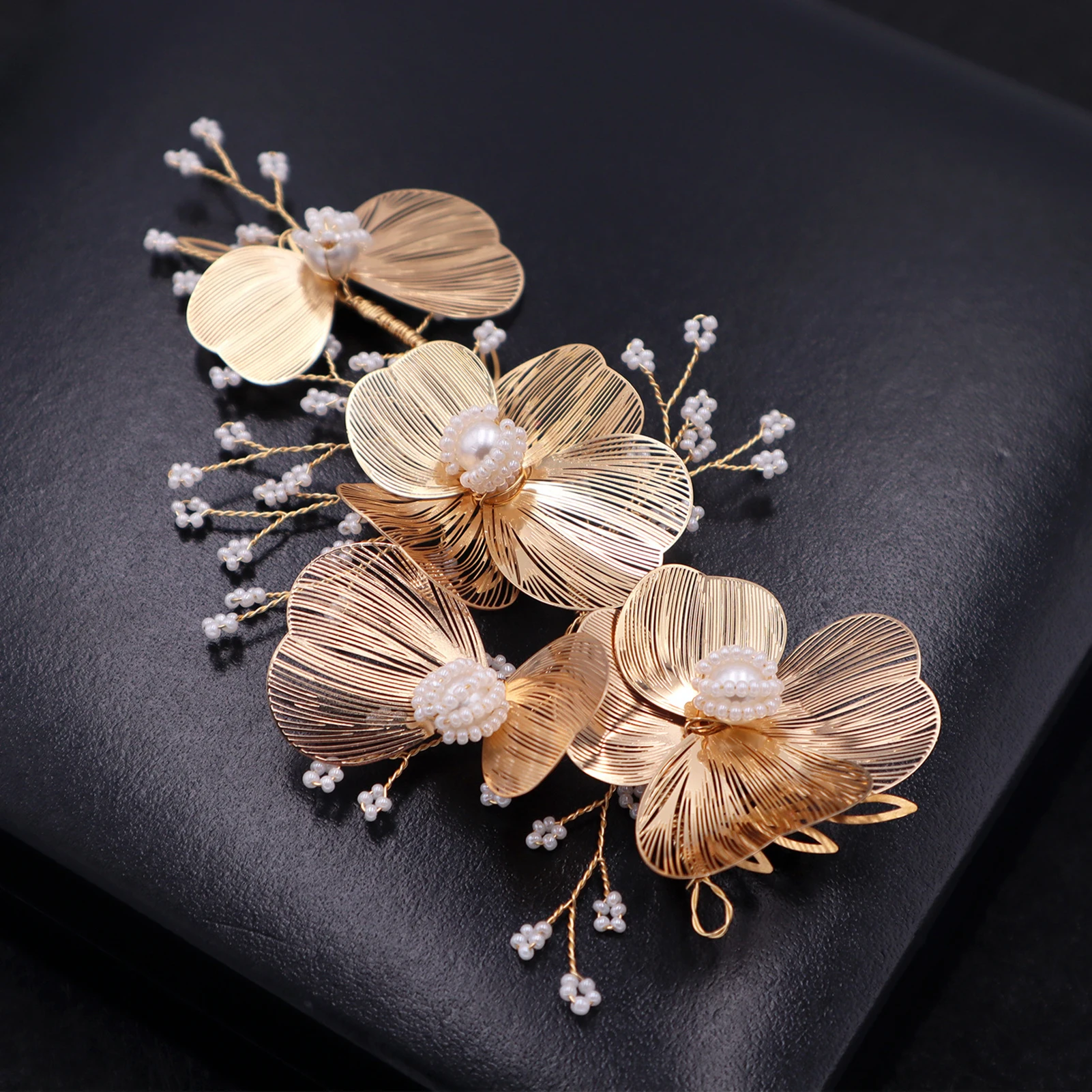 

Gold Flower Luxurious Hairpin Clips Non-slip Flower Antique Headwear for Bridesmaid Wedding Banquet Party PR Sale