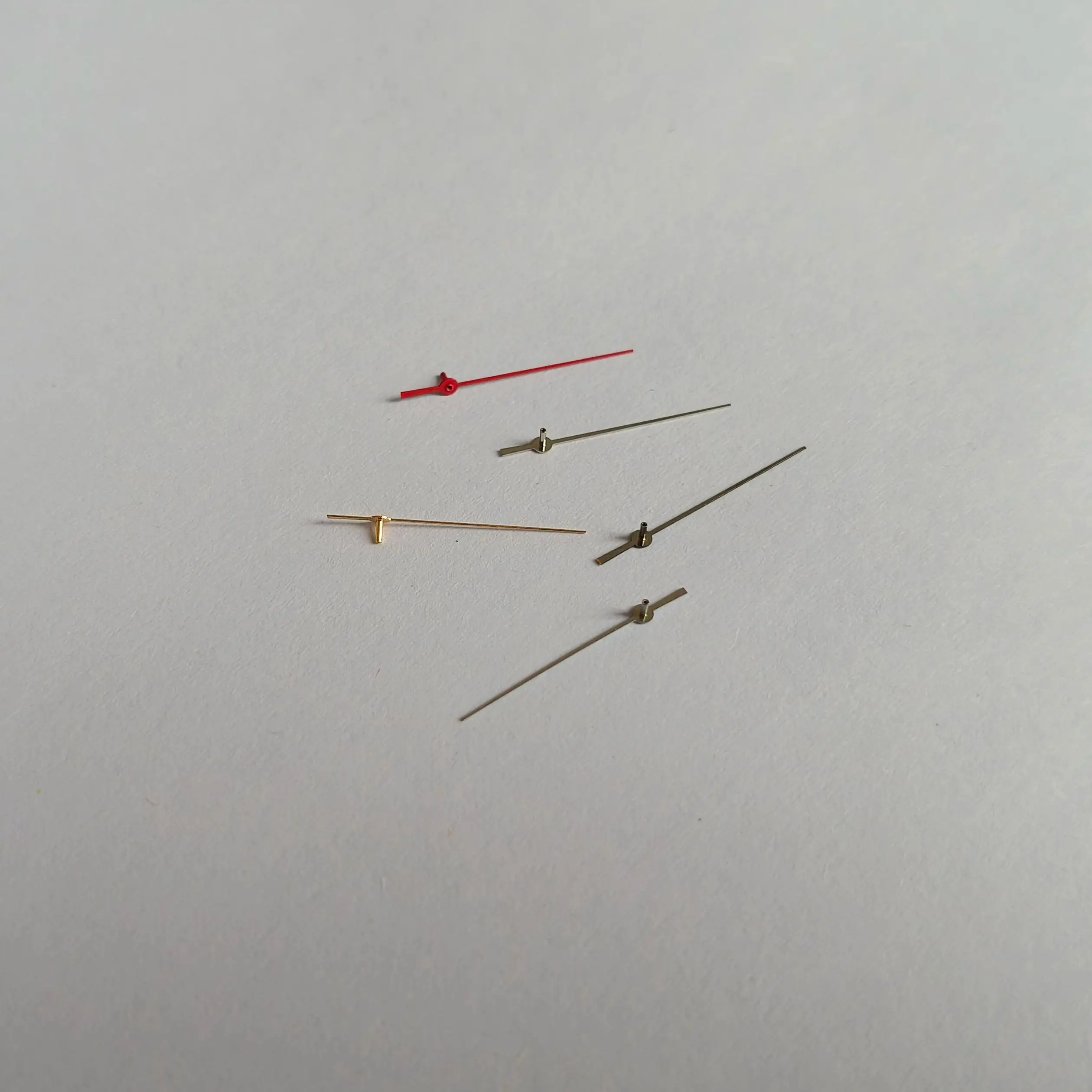 0.17 Hole Red White Gold Black Silver 0.7mm 1.0mm 1.3mm 1.5mm 1.8mm Different Shaft Height Watch Second Hand for Watch Repair view 6