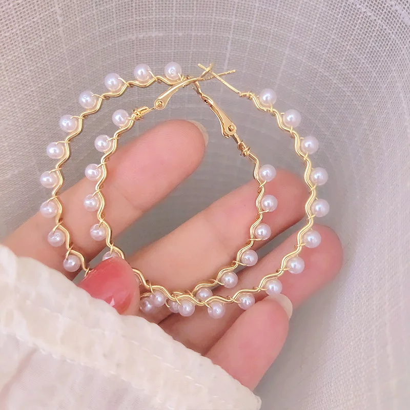 Temperament Geometry Hoop Earrings Trendy Imitation Pearl Round Circle Statement Earrings for Women Wedding Party Jewelry Gift