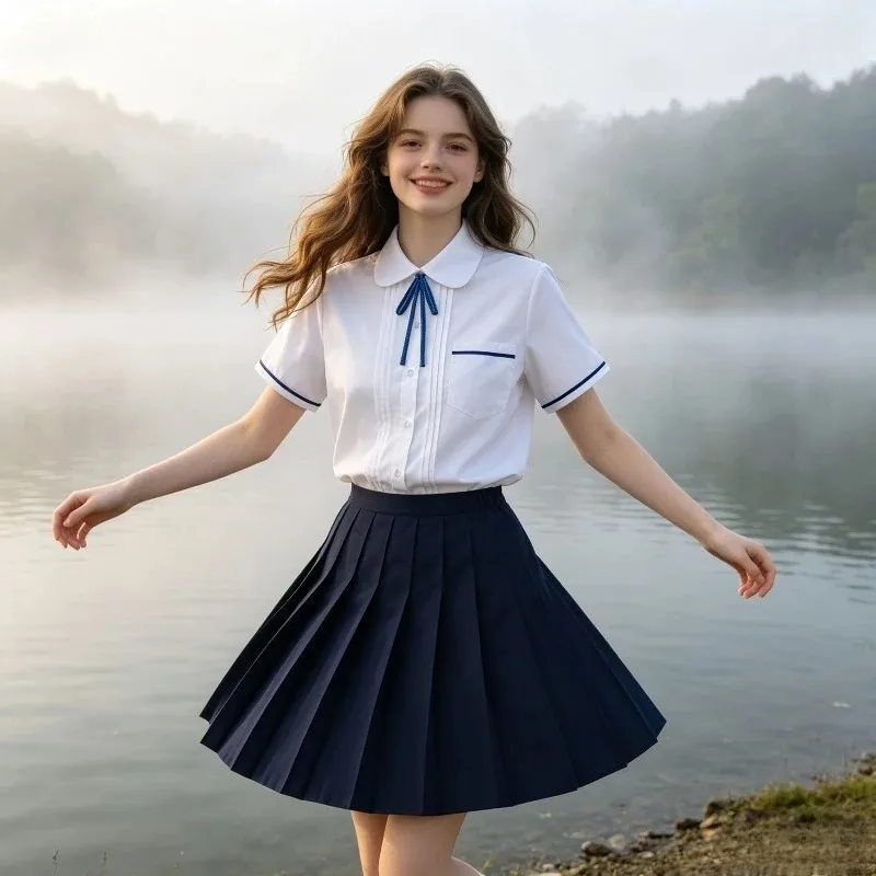 conjunto-de-uniforme-escolar-estilo-universitario-refrescante-camisa-com-borda-azul-contrastante-conjunto-de-tres-pecas-uniformes-para-estudantes-masculinos-e-femininos