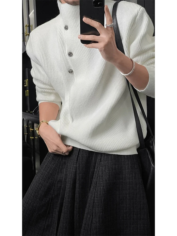 

Белый мужской свитер с асимметричными пуговицами, осенне-зимний, с вязаными вставками на плечах, высоким воротником, шерстяной, повседневный, свободного кроя