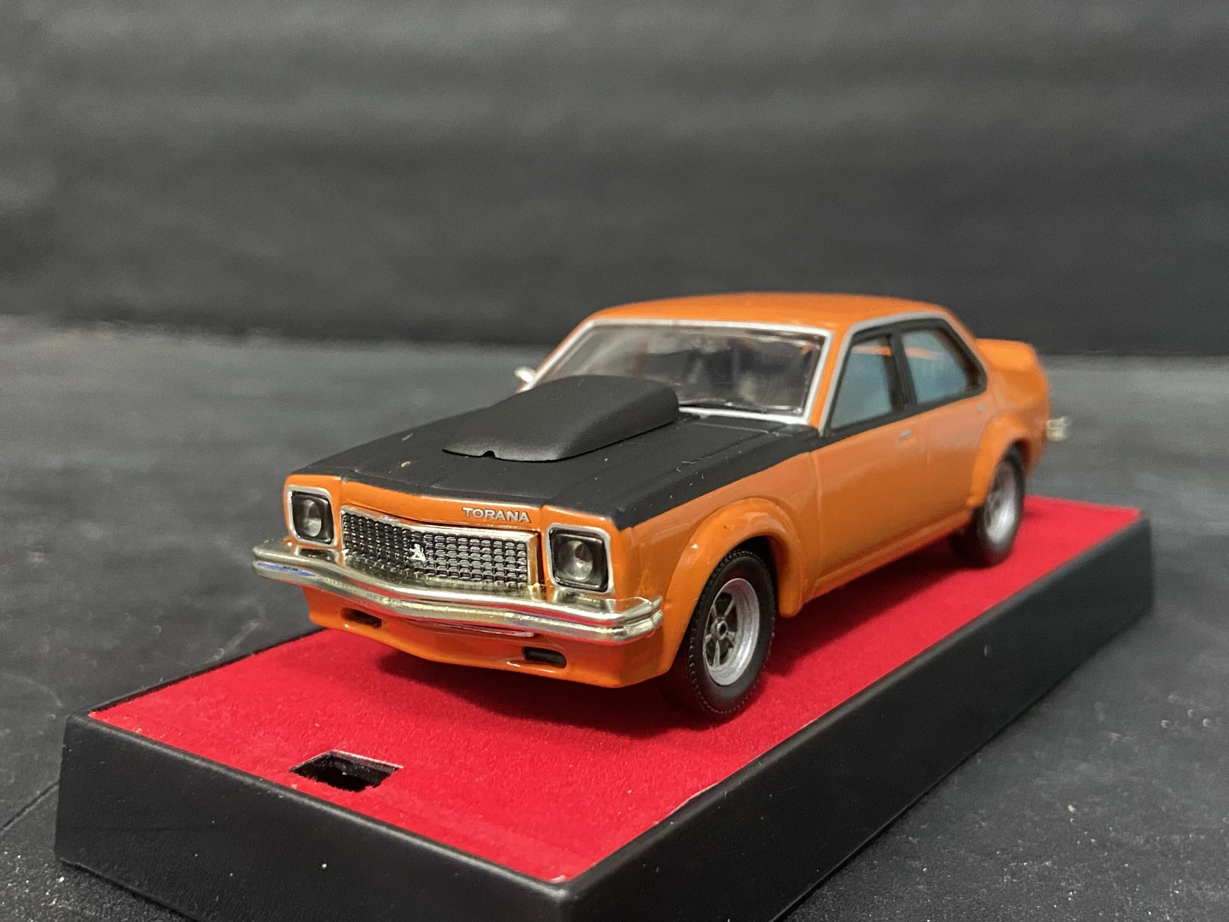 Diecast Trax 1:43 Scale Holden Torana LX SLR5000 A9X 1976 Alloy Model Car Collectible Toy Gift Souvenir Display Ornaments