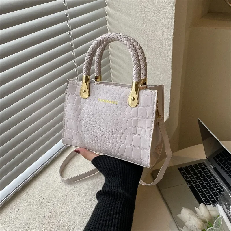 Popular Crossbody Bag Women Bag 2023 New Fashion Handbag Textured Shoulder Bag Versatile Small Square Bag Ladies Hand Bags