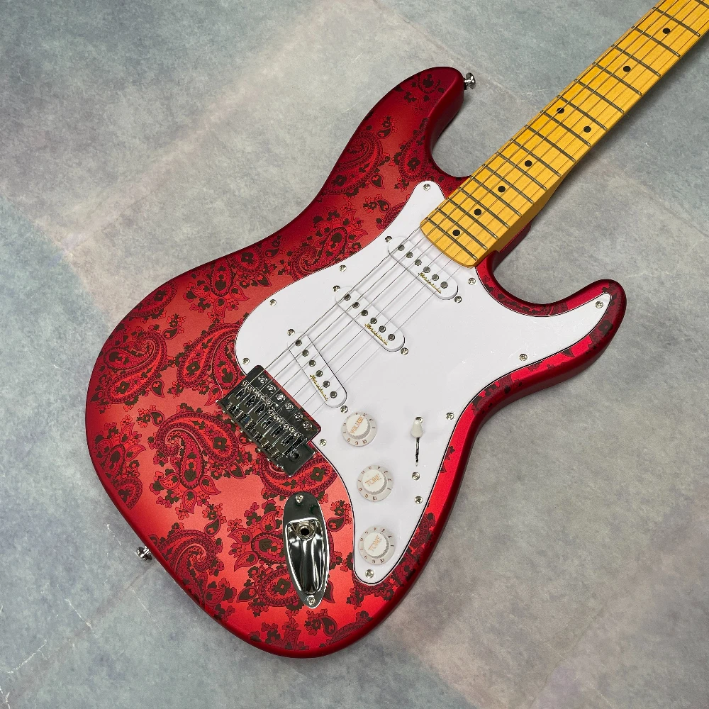 Vintage Red Electric Guitar, Floral Print, 3 Single‑Coil Pickups, Dot Inlays, Tremolo Bridge, Maple Fingerboard, Silver Hardware
