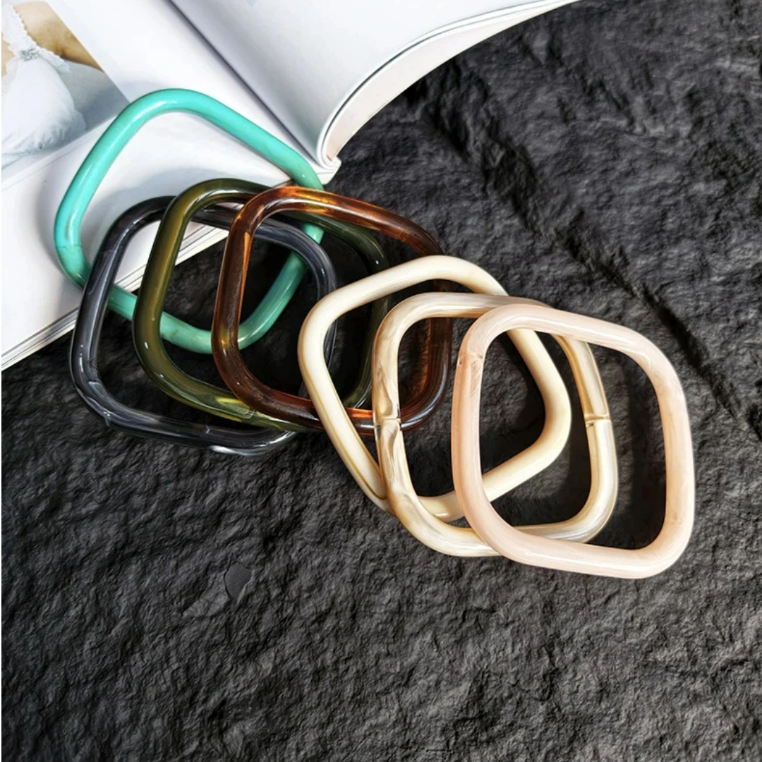 Trend Multi-layered Resin Square Personalized Bangle Retro Multi-color Acrylic Stacked Casual Daily Wearing Bracelet for Women
