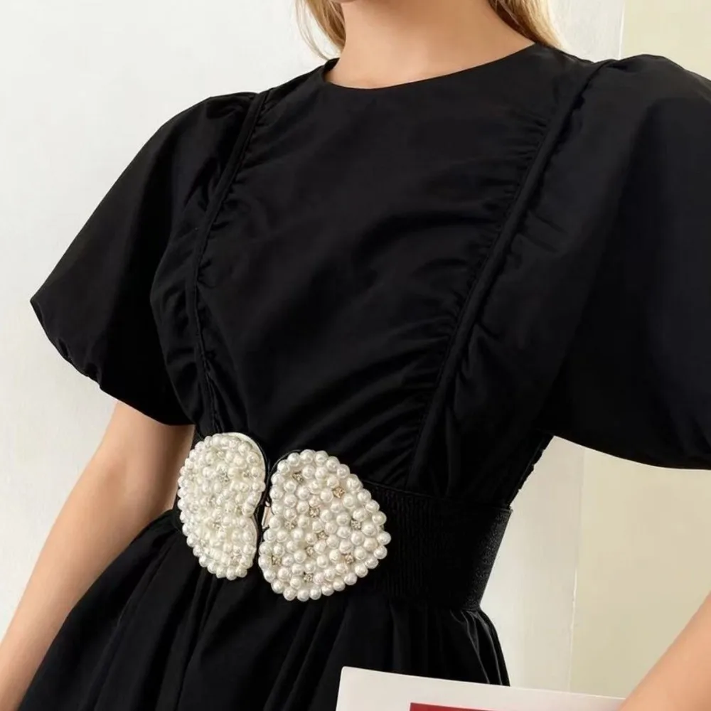 Elegant French Fashionable Pearl Elastic Waistband Buckle Heart-shaped Wide Waistband Waist Cinching Stretch Belt Matching Dress