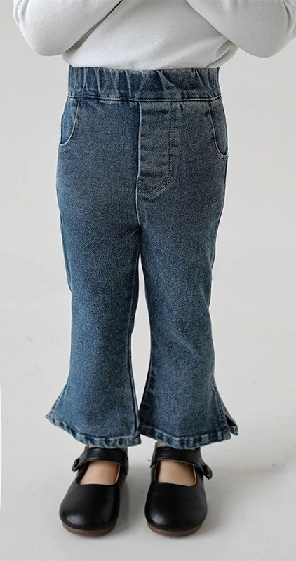 

2026 Spring and Autumn Fashion New Girls' Baby Split Flared Pants Children's Casual Stylish Jeans
