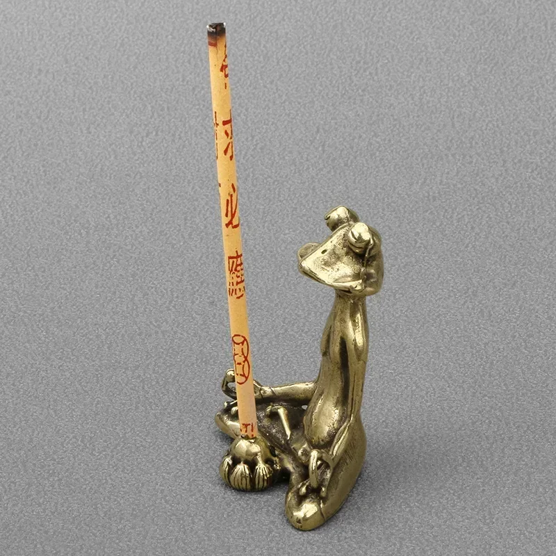 Copper Meditating Frog Ornaments Vintage Brass Sit In Meditation Statue Bronze Tea Pet Figurines Incense Holder Desk Decor