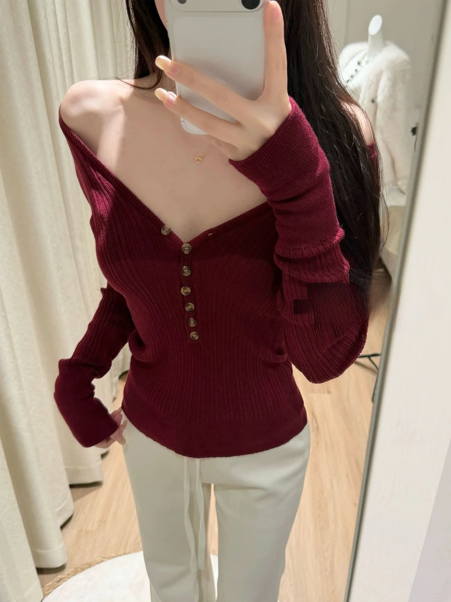 

Red Two-Way Wear Button Henry Collar Knitted Top Women Early Spring Anti-Strip Shoulder Bared Short Base Shirt Stylish Spicy ...