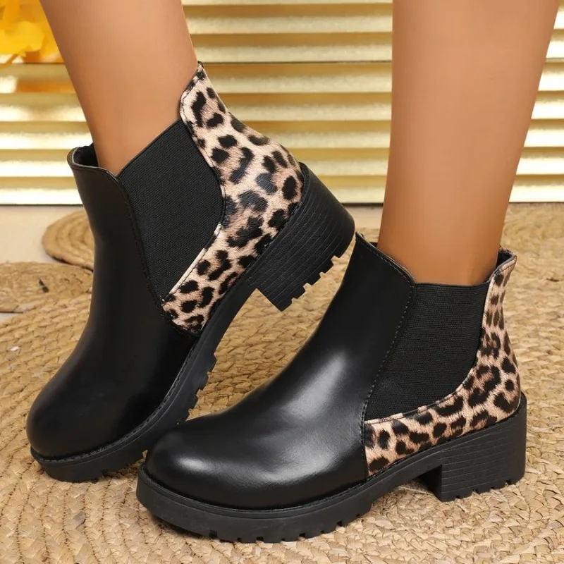 

2025﻿ Women's Fashion Boots Winter New Round Head Splicing Leopard Print Sleeve Thick Sole Non-slip Short Boots