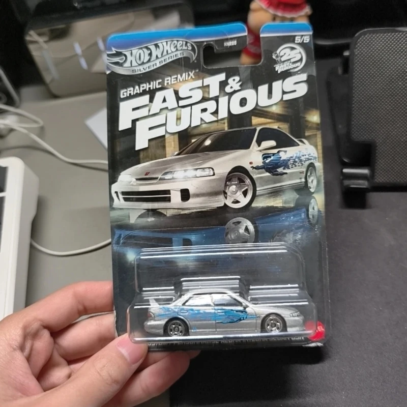 

Hot Wheels Silver Series 1/64 Fast & Furious 25th Themed Assorted Die-Cast Cars Vehicle Non-Remote Control Model Car Display
