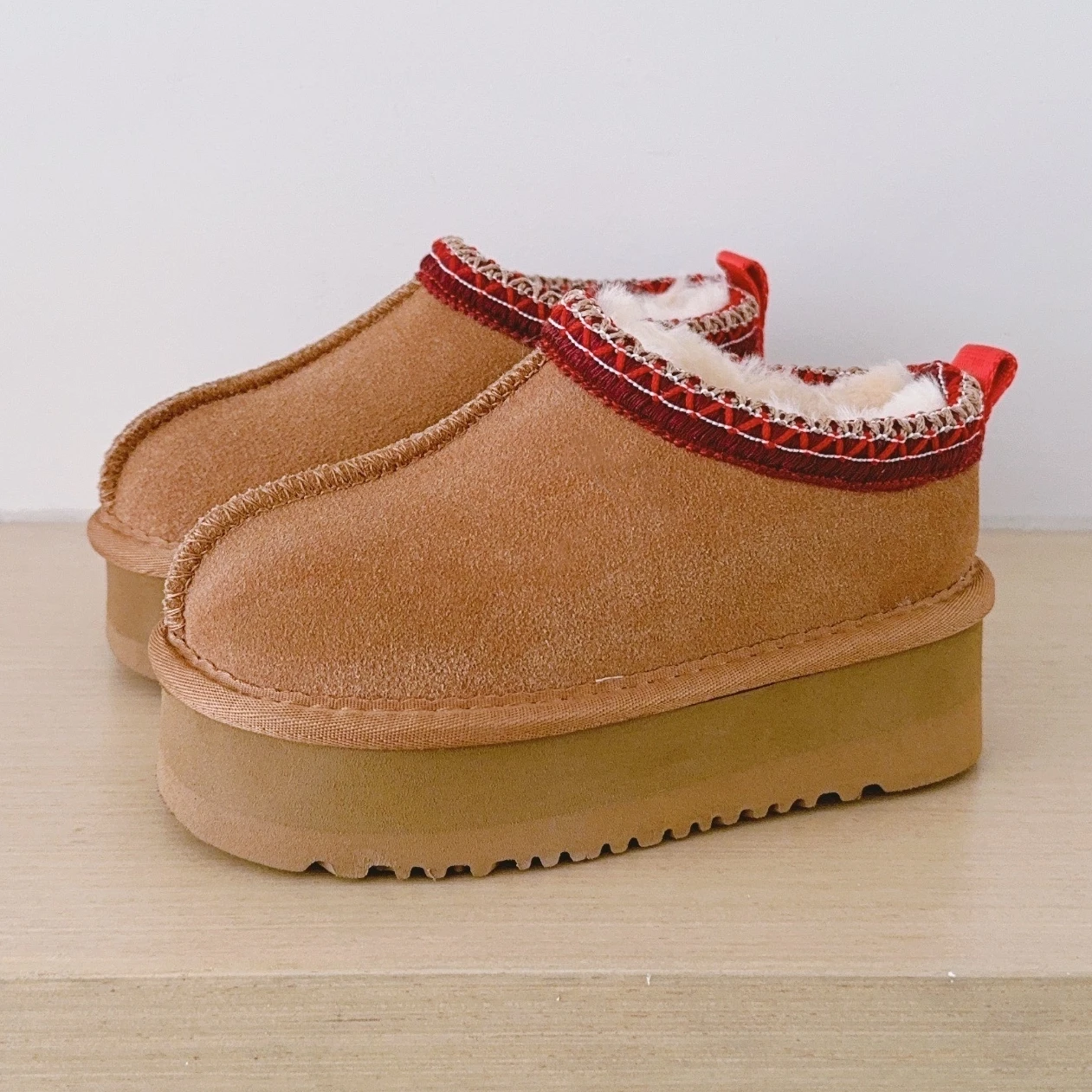 الأطفال الشتاء حذاء الثلج عالي الرقبة دافئ 2025 جديد كلاسيكي الفتيات الصبي طفل الترا صغير نعال من القطن حذاء أطفال طفل منصة حذاء بوت بطول الكاحل