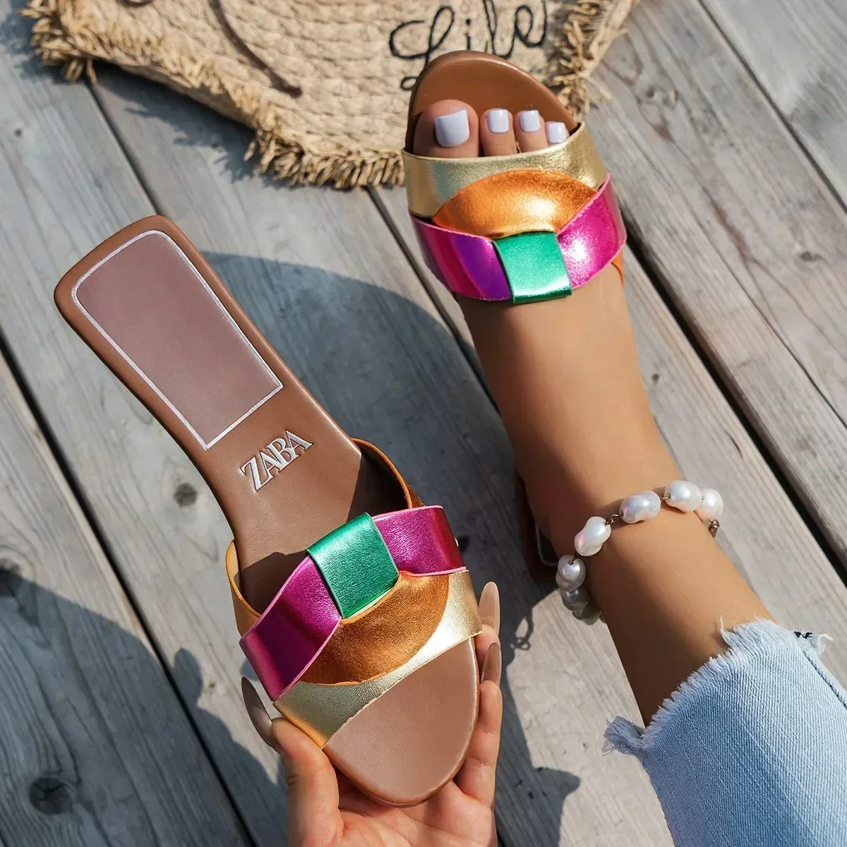 Summer 2025 New Women Designer Brand Flat Slippers Woven with Comfortable Women's Shoes Casual Bottom Slippers Woman Shoes image 3