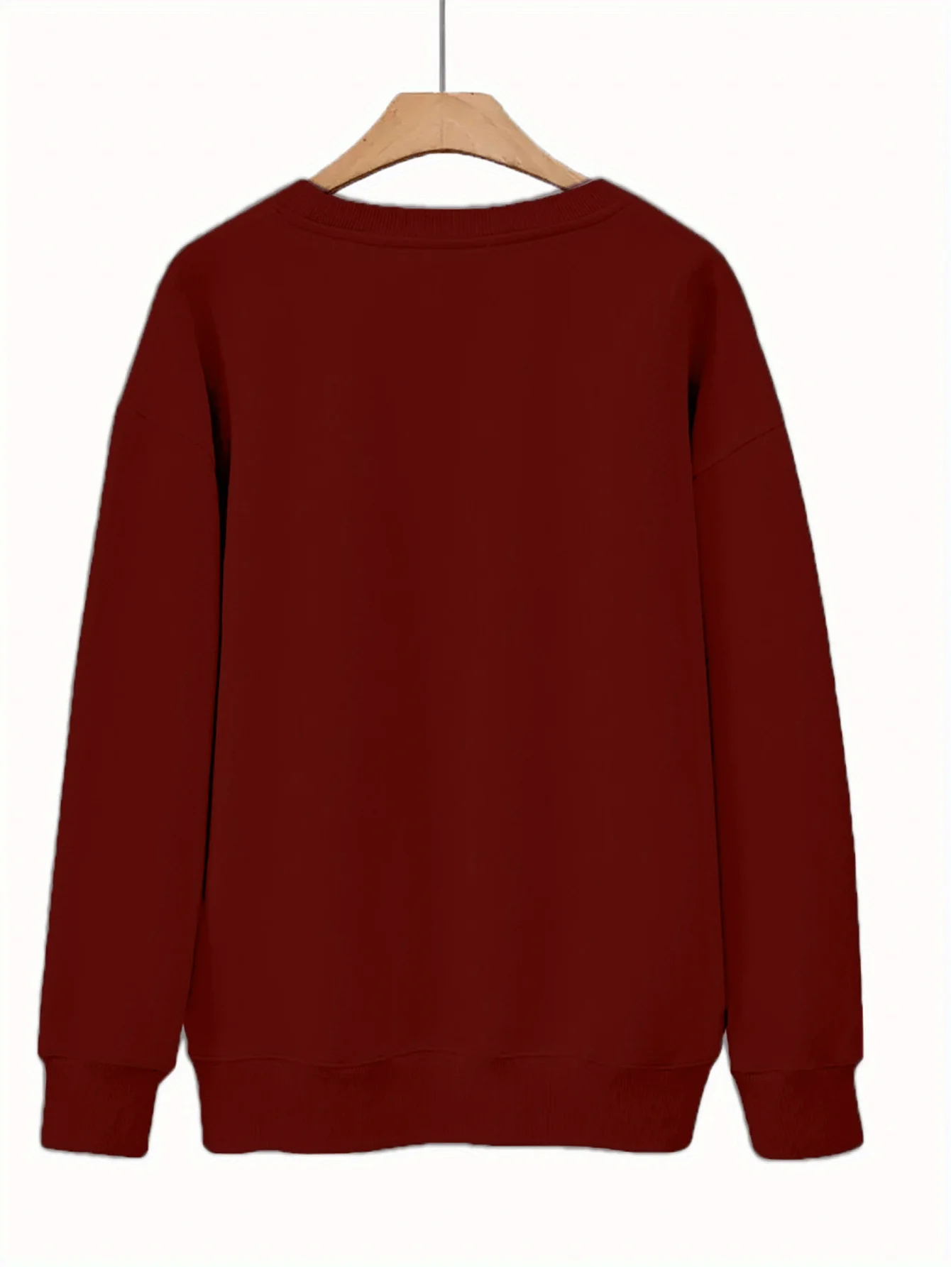 سويت شيرت نسائي كاجوال بأكمام طويلة "HOLIDAY 1981" مطبوع بنمط هندسي مجموعة الخريف والشتاء باللون الأبيض مع حروف سوداء