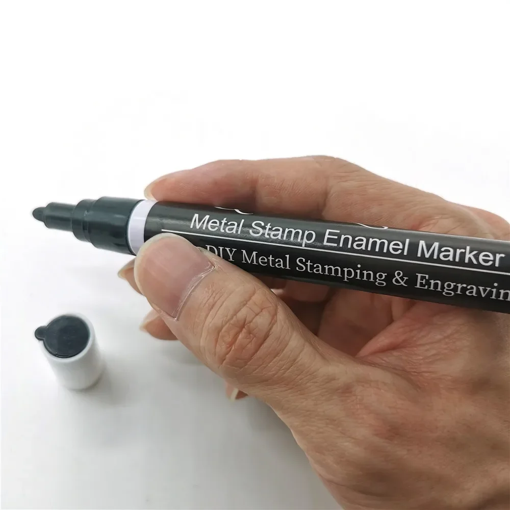 Marker emaliowany stempel do grawerowania metali biżuteria akrylowa pióro atramentowe podkreślać srebrne aluminium kolorowe znakowanie metalu 4 klory