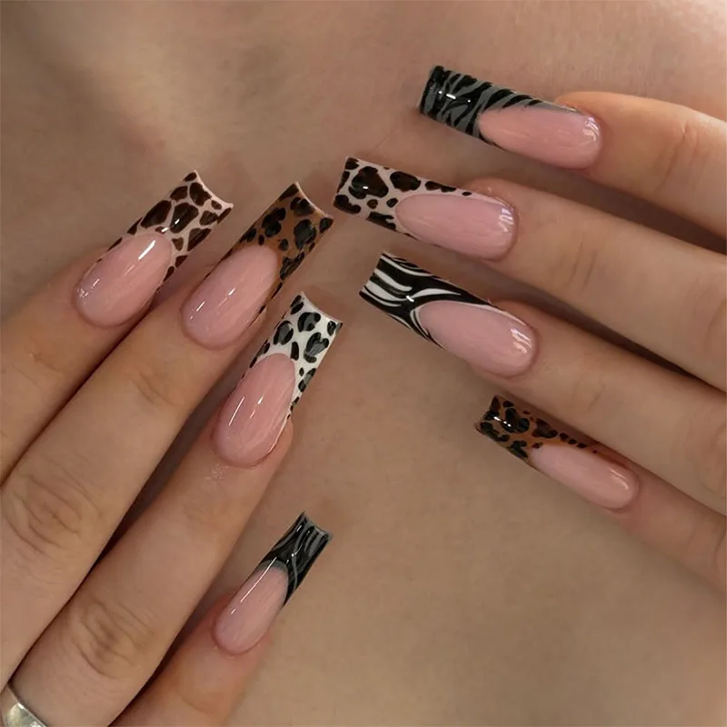 24-pcs-quadrado-trapezio-wearable-leopardo-impressao-design-quente-estilo-menina-arte-do-prego-imprensa-em-unhas-falsas-rapido-inverno-moda-unhas-falsas
