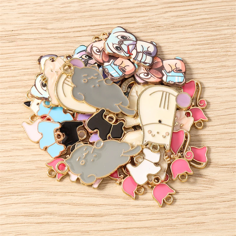 10 Stück Gemischte Cartoon-Tier-Anhänger, Emaille-Hunde- und Katzen-Charms für Schmuckherstellung, Ohrringe, Halsketten, Armbänder, DIY-Basteleien, Geschenke – Detail 4