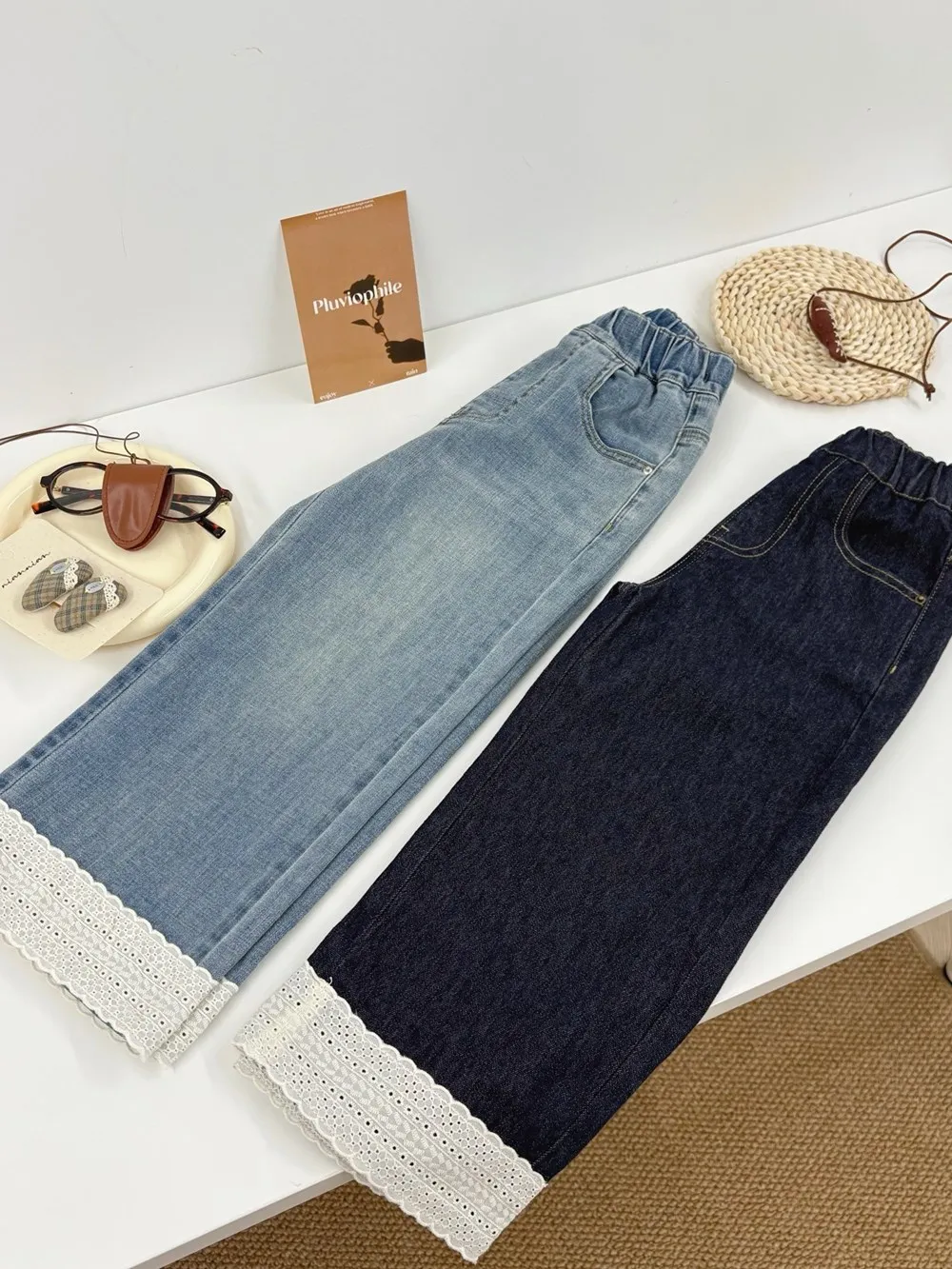 

kids girls clothes baby pants Retro lace patchwork straight leg jeans Girls' slim, casual and versatile jeans