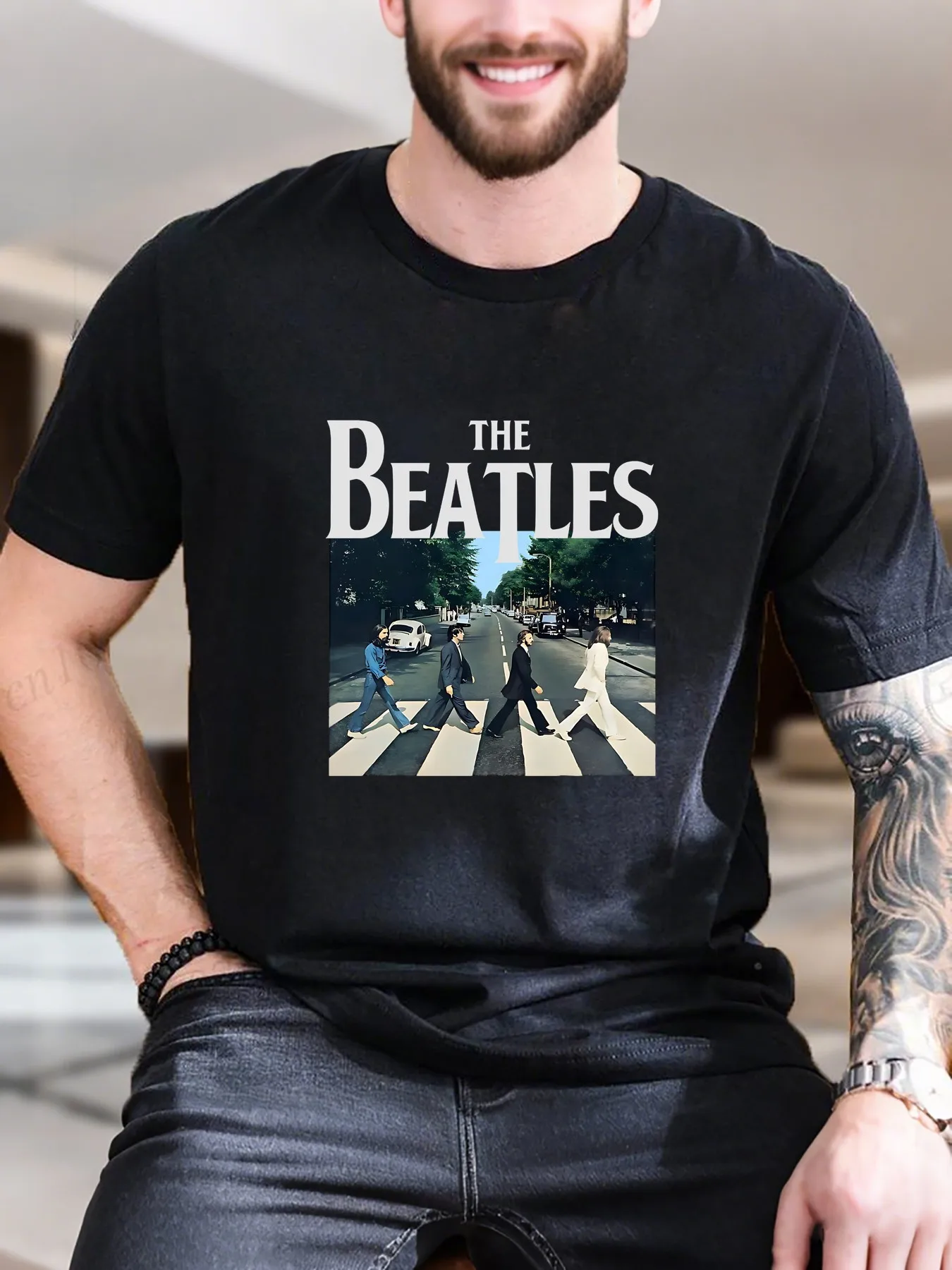 

New Arrival Fashion Men's Graphic Print T-Shirt Arafed Street Crossing Photo Cotton Tee Breathable Summer Casual Top with Unique Design