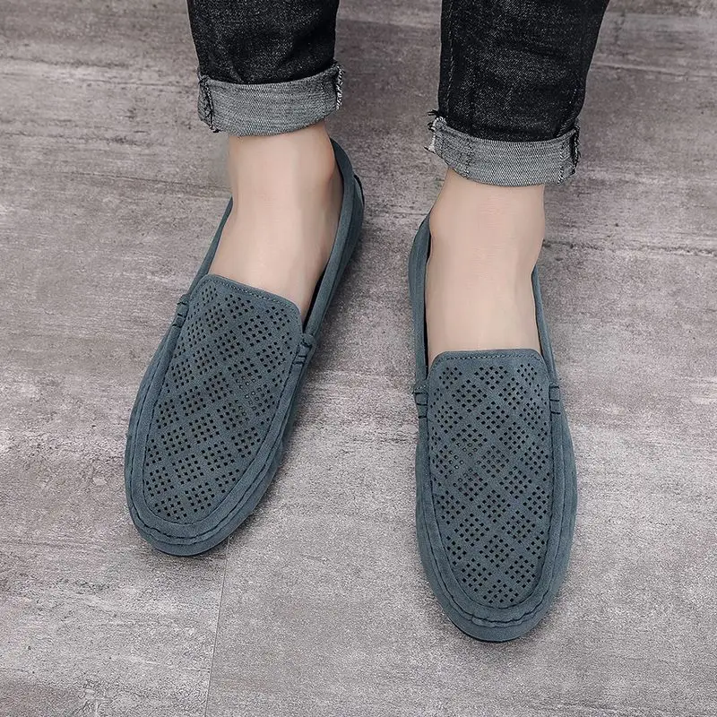 

Замшевые мужские повседневные туфли на плоской подошве с низким берцем, удобные обычные слипоны, трендовые модные кожаные туфли высокого качества 2025, модные мужские туфли