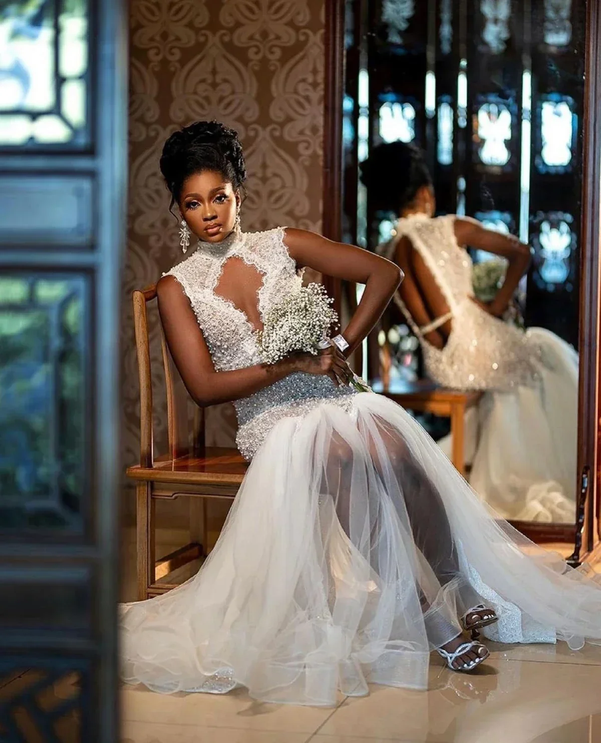 تخصيص انظر من خلال الخرز اللؤلؤ حورية البحر فستان الزفاف رداء دي ماري الأفريقي بلا أكمام ثوب الزفاف مفتوح الظهر