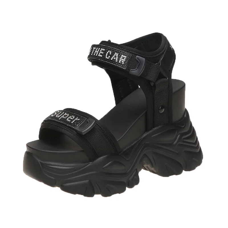 Sandales à plateforme haute pour femmes noires, pantoufles scintillantes à talons compensés de 11CM, bout ouvert, chaussures épaisses en cuir blanc, nouvelle collection été