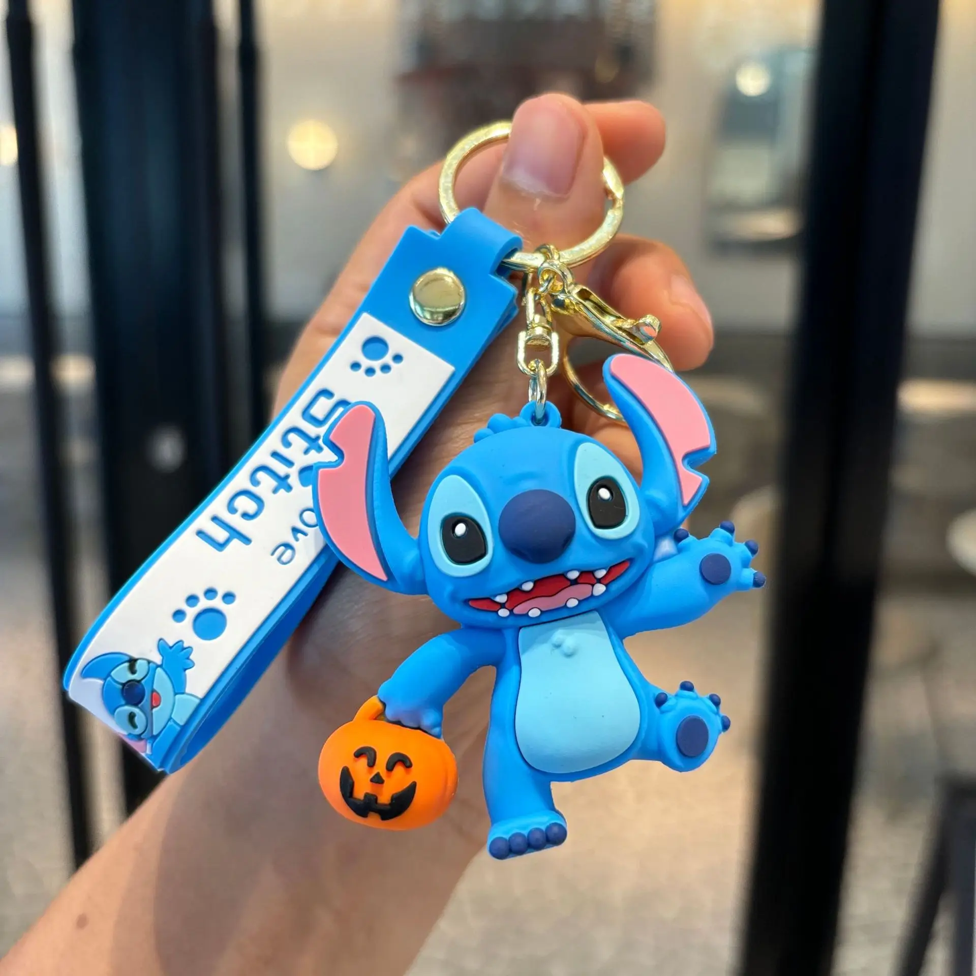 New Disney Keychain Anime Lilo & Stitch Doll Keyring Ornament Car Key Chain Car Pendant Decor Accessories Kid Toys Xmas Gifts