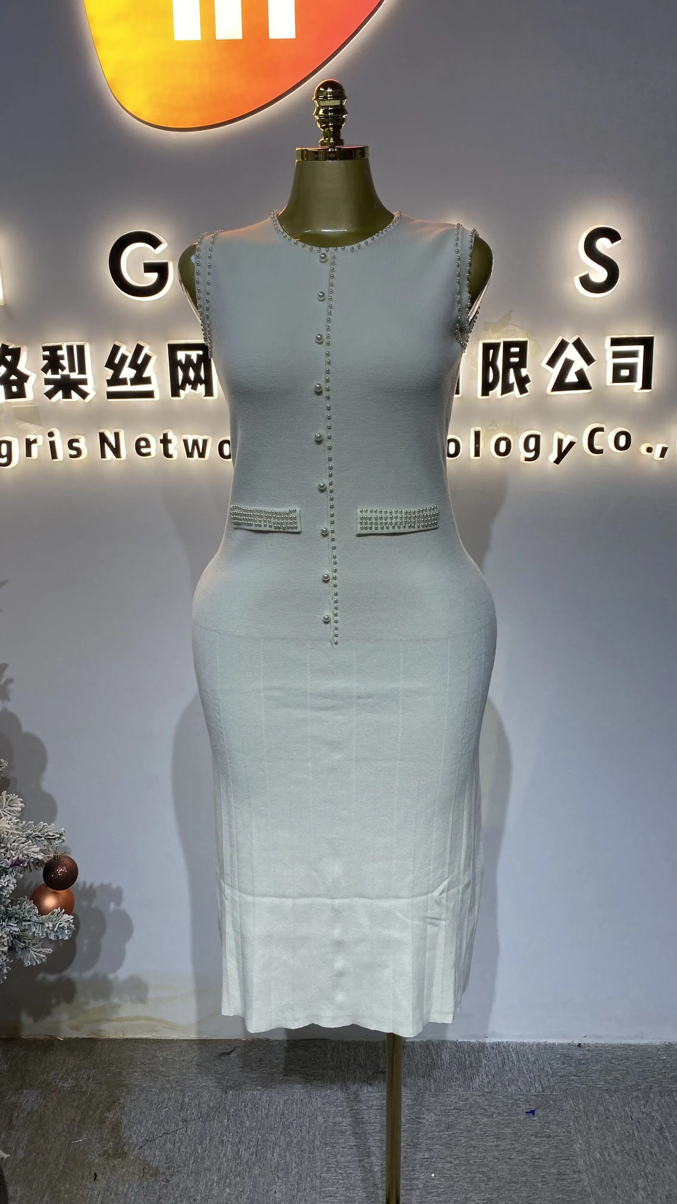 Nowa, elegancka, francuska kamizelka bez rękawów z dzianiny, zdobiona koralikami, dla kobiet, na lato, casualowa, luksusowa i prosta - GZXX305