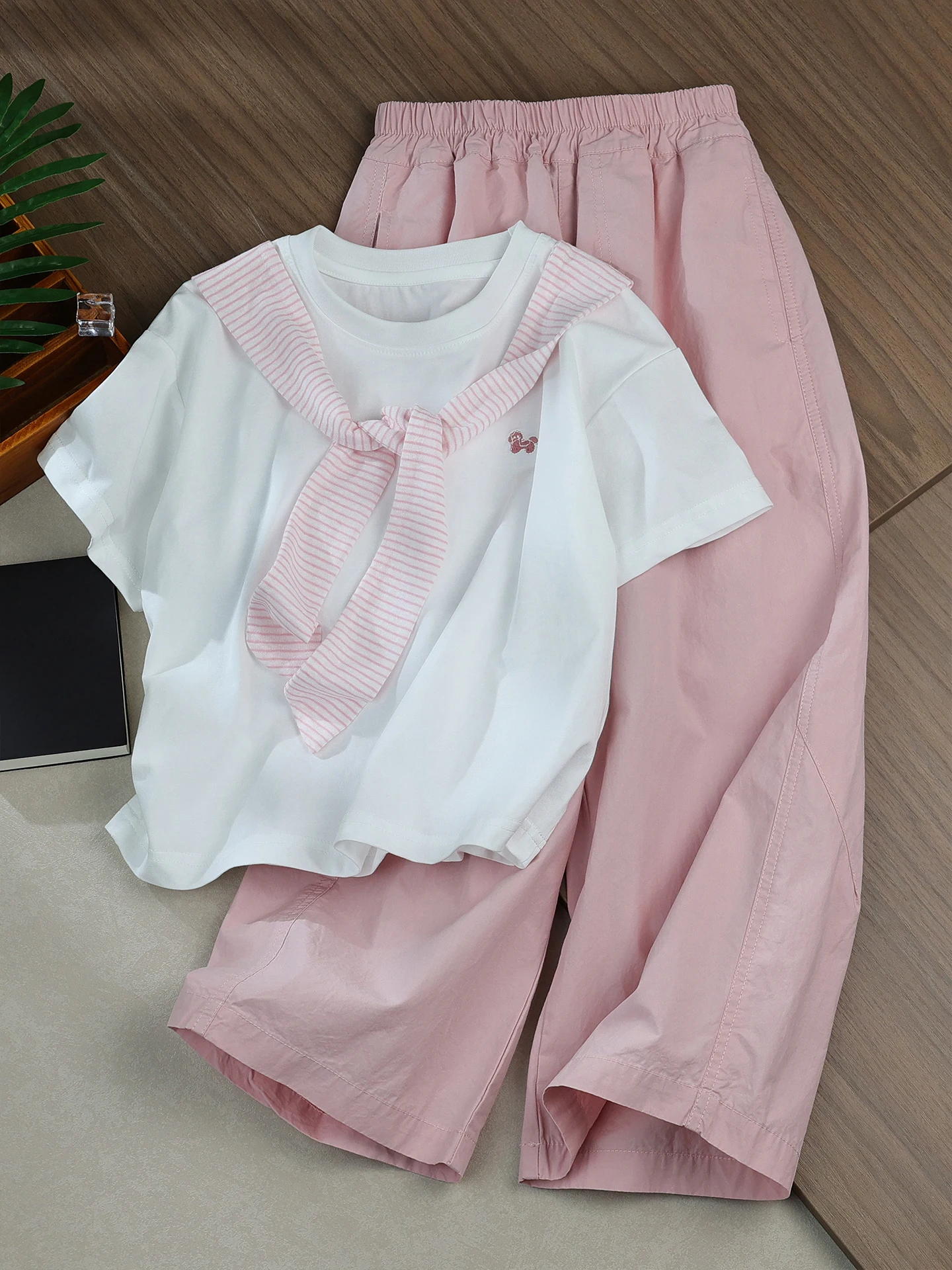 fashionable-summer-outfit-for-girls-short-sleeve-two-piece-set-cotton-polyester-blend-casual-wear-school-style-pants-and-top