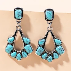 2 fashionable and trendy women's turquoise earrings for daily wear, party accessories