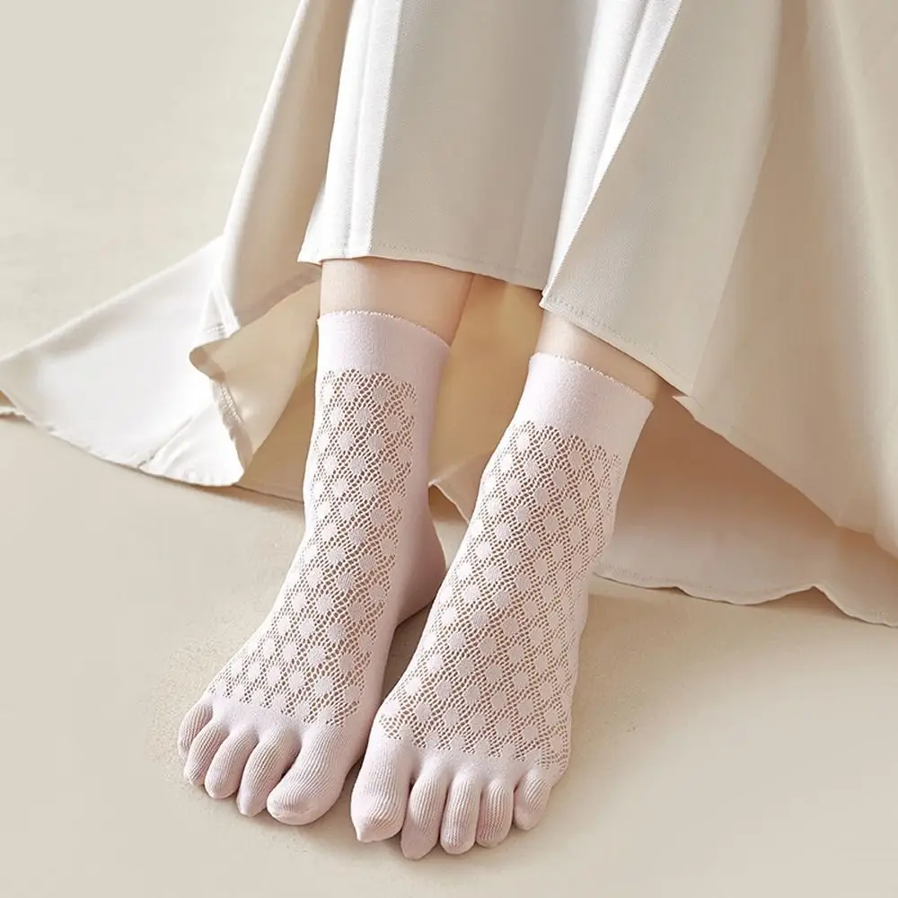 

Elastic Simple Cotton Velvet Solid Color Mesh Breathable Five Finger Socks Thin Socks Women Hosiery