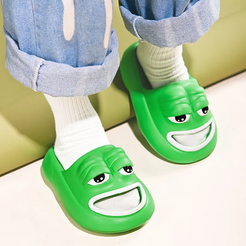 

Cute Cartoon Summer Slippers Women Men Indoor Bathroom Shoes Funny Frog Thick Sole Couples Shower Beach Slides Anti slip Sandals