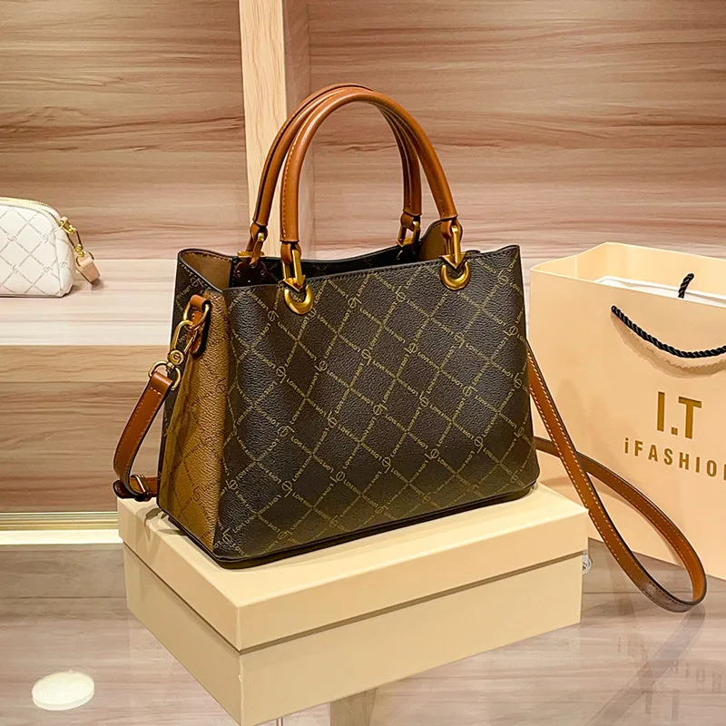 

High-End Elegant Diaper Bag Women Luxury Crossbody Messenger Bag Designer Leather Handbag Minimalist Stylish Large Tote