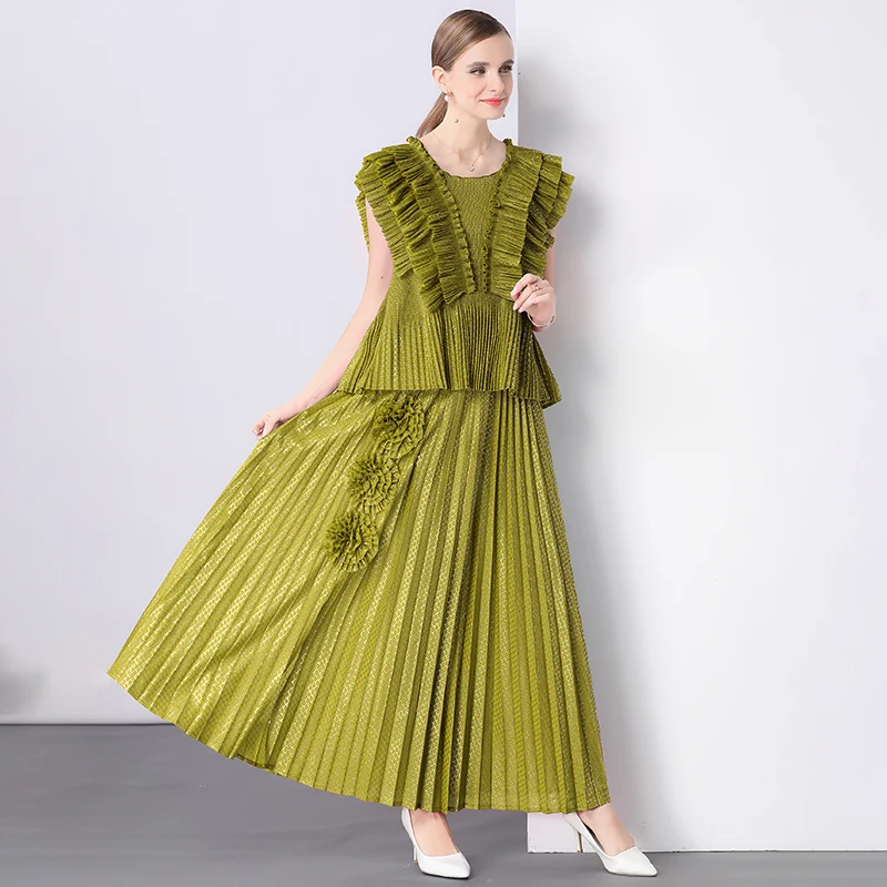 

Gold Embossed Decorative Loose 3D Pleated Skirt And Top Set Women's Fashion Ensemble Long Pants V-Neck Short Sleeve Summer Ou...
