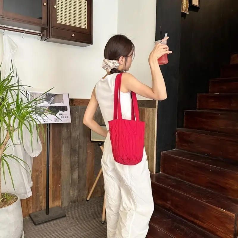 

340D Striped Pleated Solid Color Bucket Bag Simple Portable Shoulder Bag for Shopping