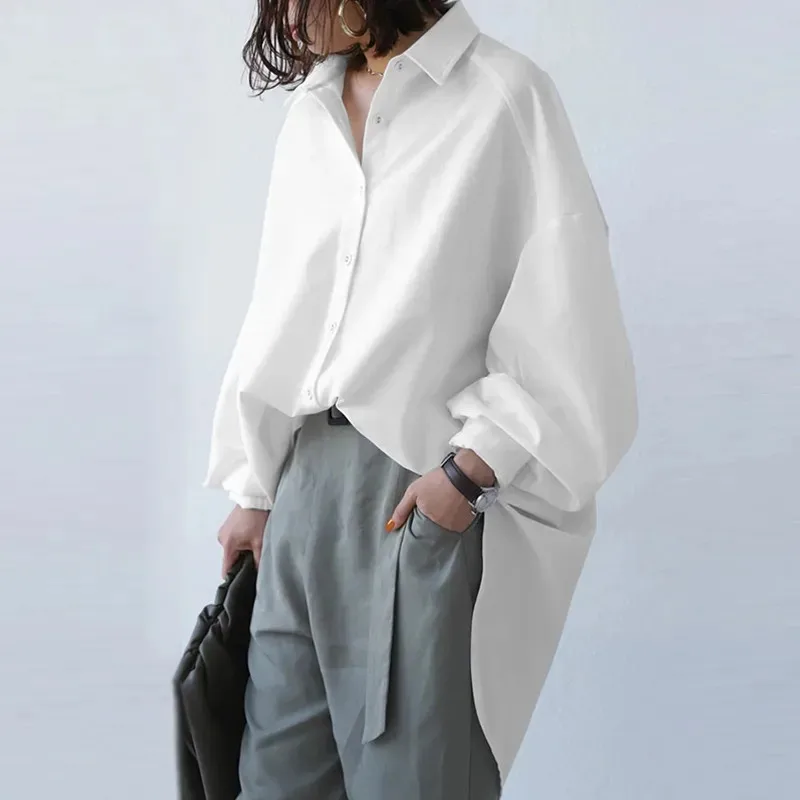 Trendige Damenbekleidung, Blusen aus 100 % Baumwolle, einfarbig, Umlegekragen, Glockenärmel, Knöpfe, unregelmäßige Hemden für Damen, Weiß, Schwarz