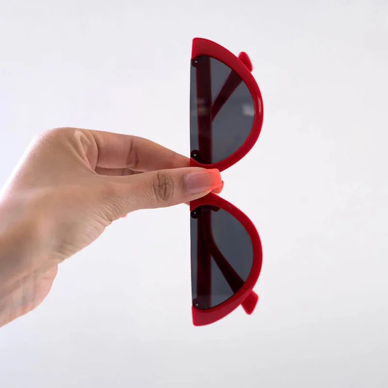 Fashion Cat Eye Sunglasses Women Vintage Small Half Frame Flat Top Sunglasses Female Eyewear Classic Shades Anti-glare UV400