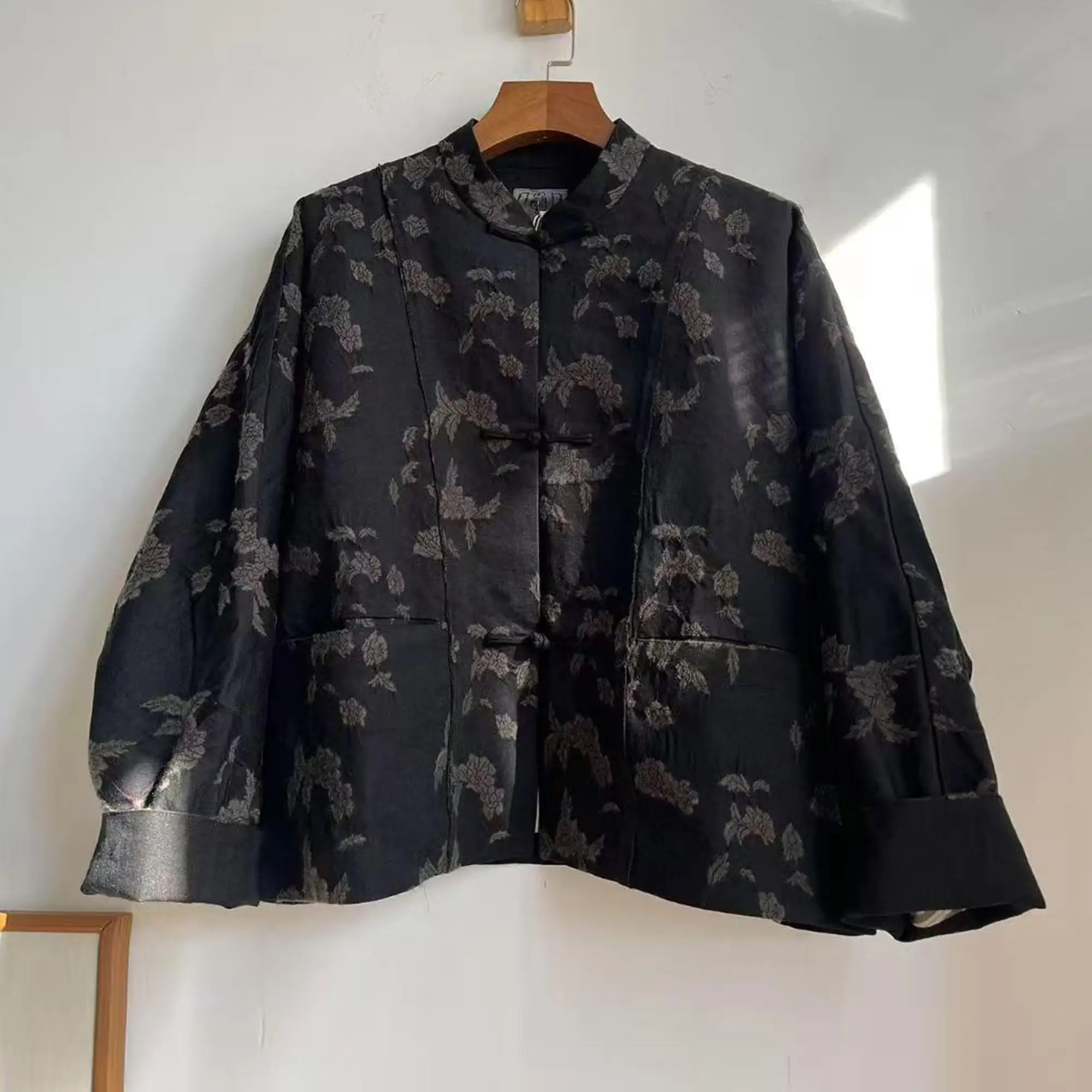 

New Chinese Sle Wool Blend Jaet with Buttoned Collar by Peng Peng Home Cotton 37% Wool 33% Other Materials 30%