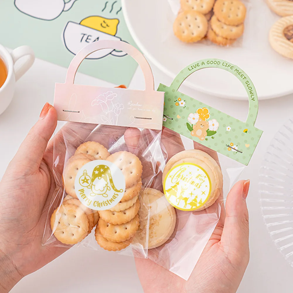 500pcs Bronzing Merry Christmas Labels Sticker 1inch Scrapbooking Stickers  for Holiday Candy Bag Decoration Gift Seals Stickers