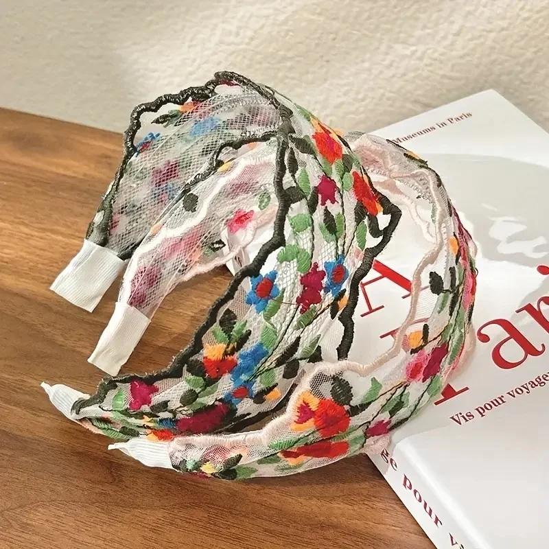 2 Stück Damen-Stirnbänder aus floraler Spitze – Vintage-Böhmische, breite, rutschfeste Netz-Haarbänder mit Kammzähnen, bunte Blumenstickerei – Detail 5