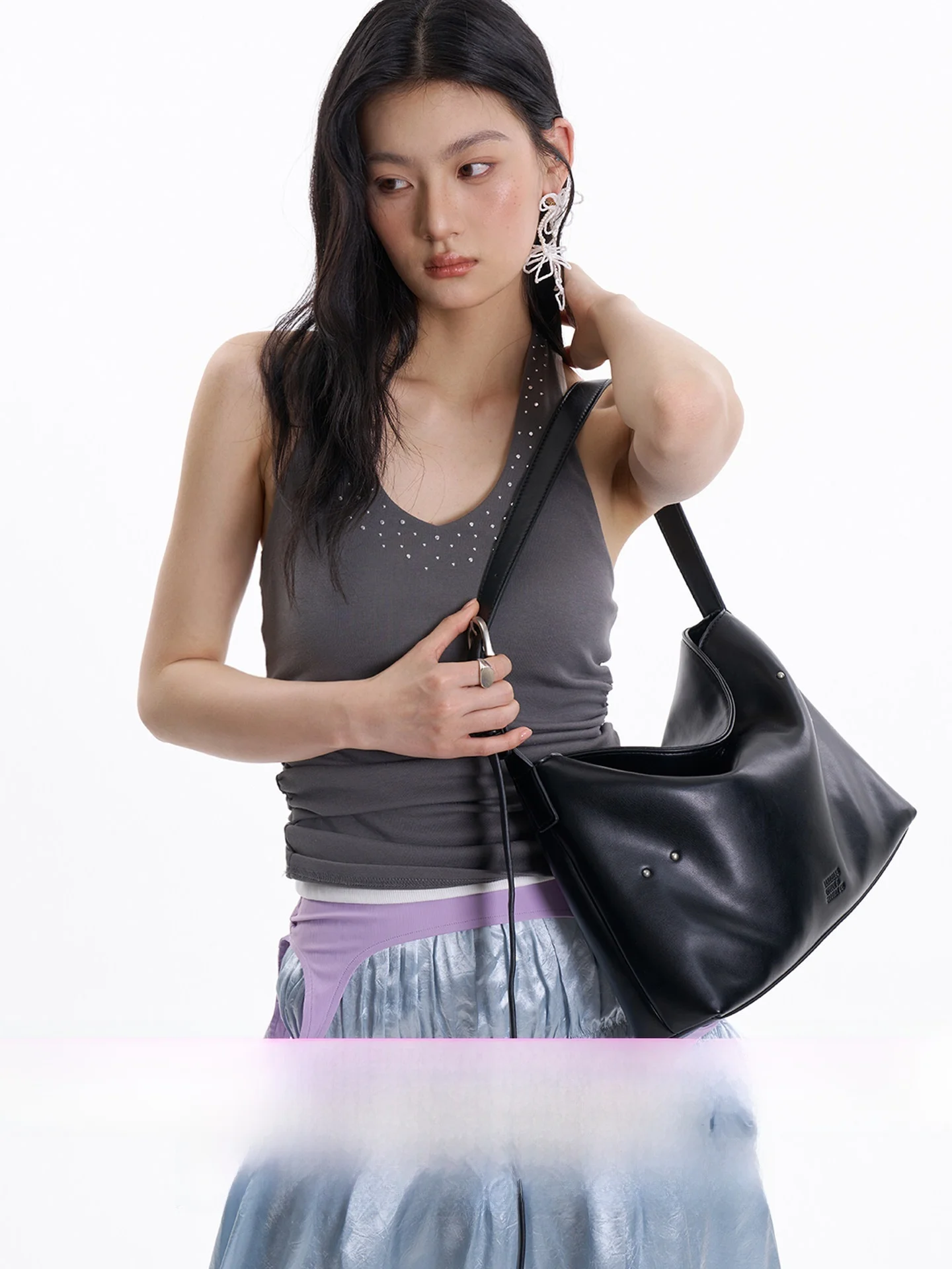 Black Zolma Small Size Hobo Bag Commuter Crossbody Tote Bag Single Shoulder Bag with Rice Nail Decoration Elegant And Stylish