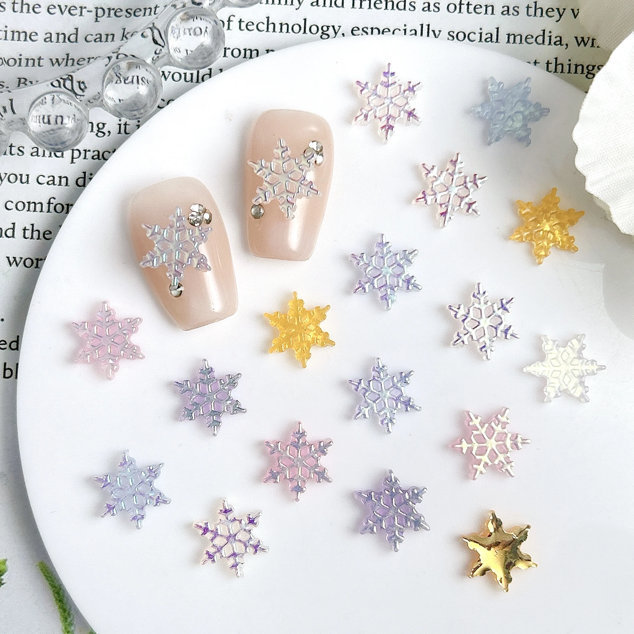 60PCS 3D Gradient Colored Hexagonal Snowflake Resin Nail Charms Minimalist Creative Luminous Snowflake Nail Art Decorations DIY